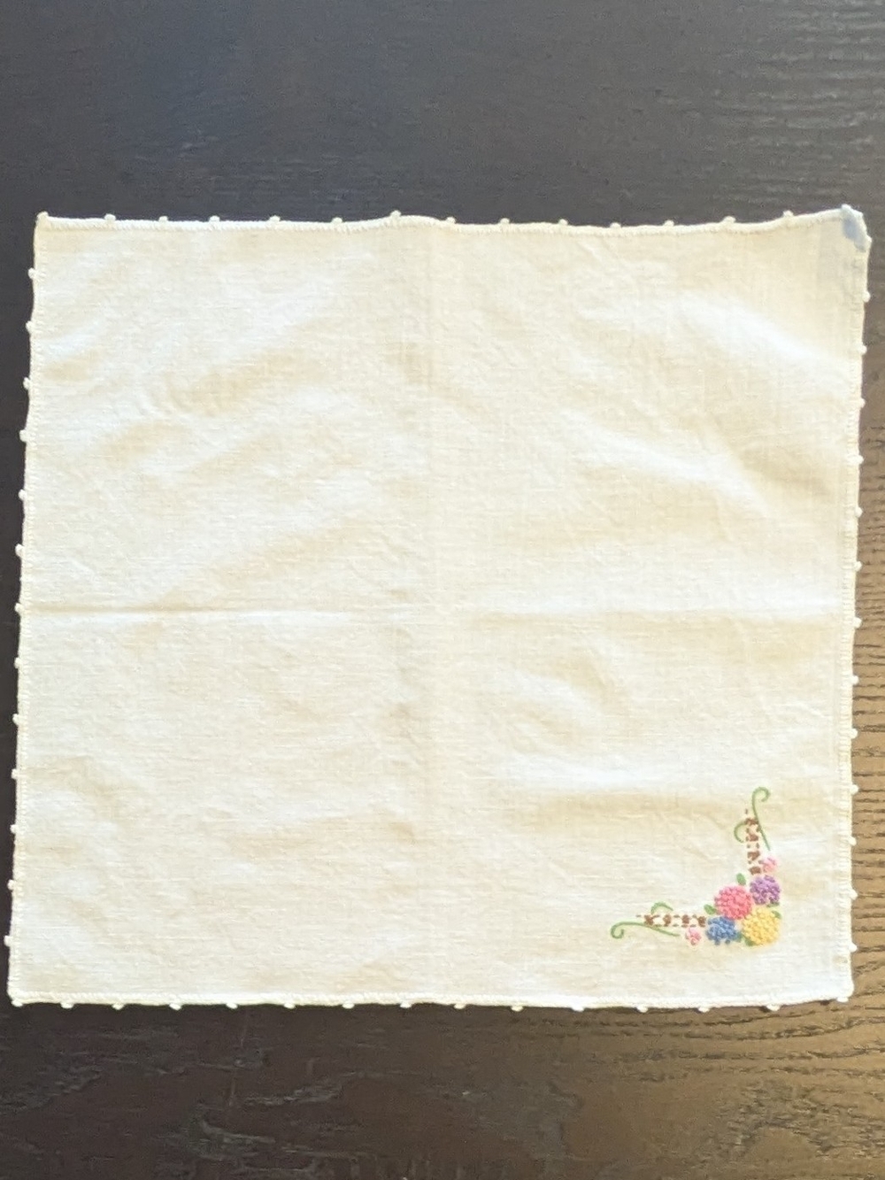 Vintage White Floral Hand Embroidered Cotton Napkins - Set of 8 - Picture 12 of 15